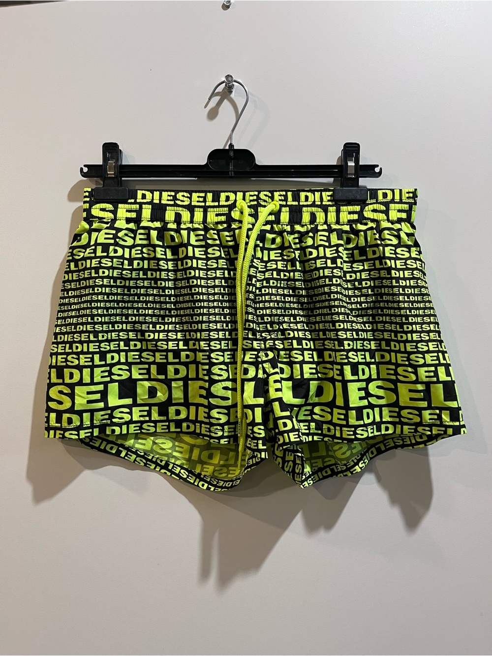 Diesel men’s swim shorts sz large